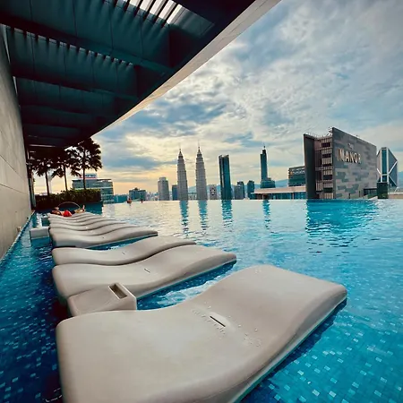 Eaton Service Apartment At Klcc Kuala Lumpur Exterior photo